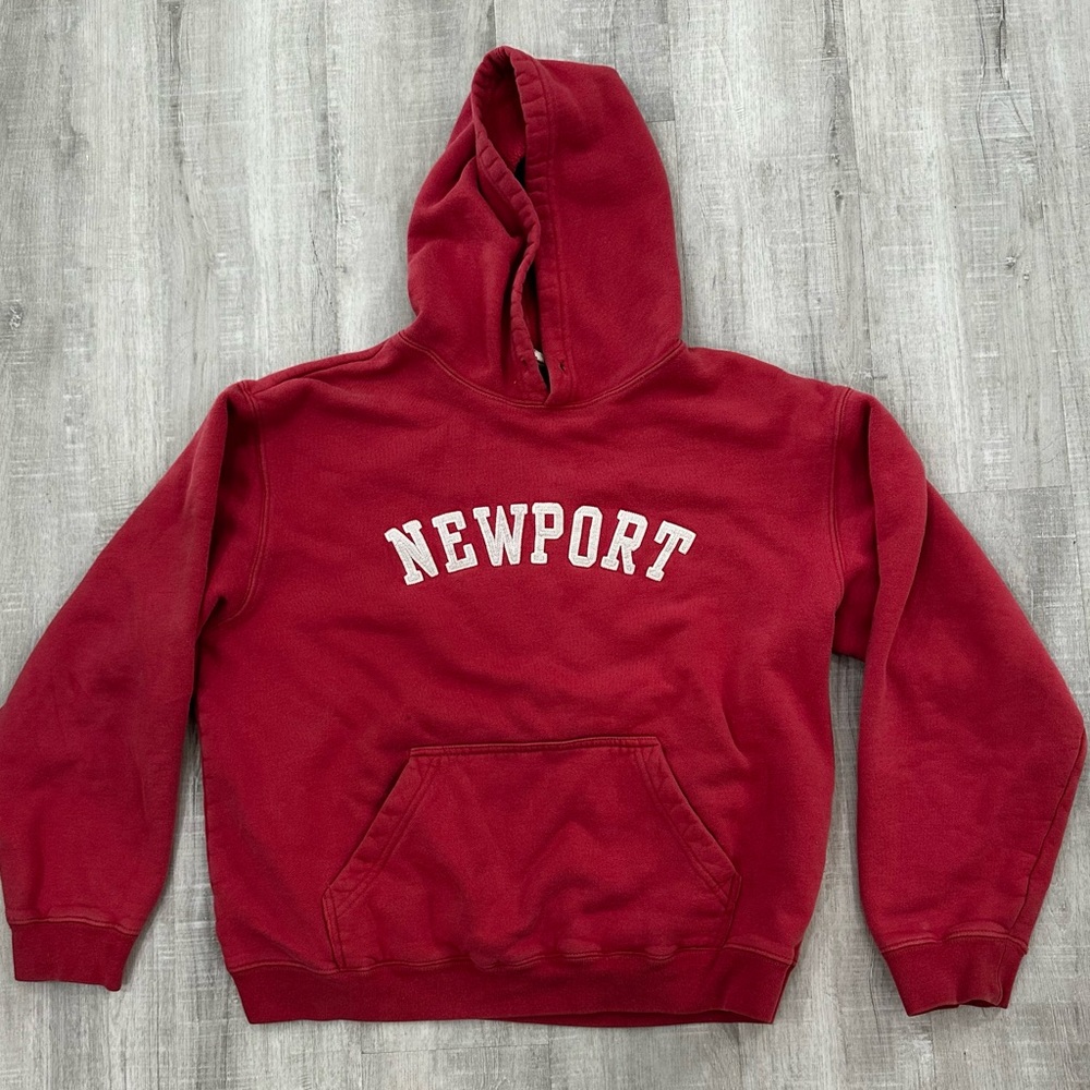 Bite Me Bait Co Newport RI Pullover Hoodie Red Men’s Medium 100% Cotton
